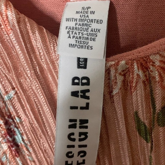 🆕 Design Lab Ruffle Dress - Picture 7 of 8